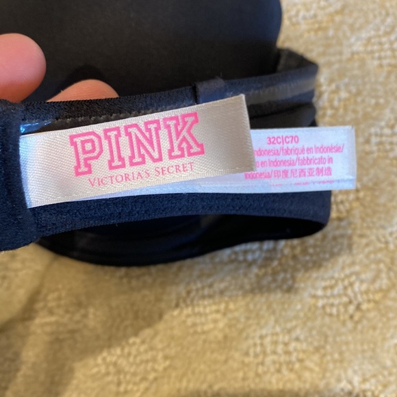 Pink strapless bra - Picture 3 of 4